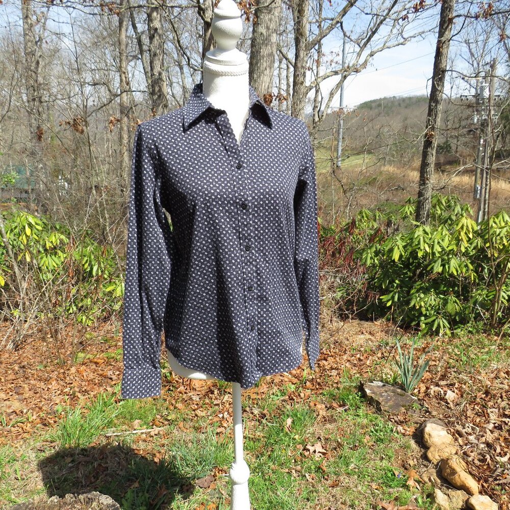 LAUREN Ralph Lauren Non-Iron Button Down | Navy Geo Print 100% Cotton Small